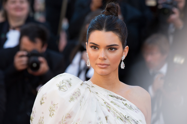 Kendall Jenner Agrees To Pay 90k In Fyre Festival Lawsuit Over Instagram Post 