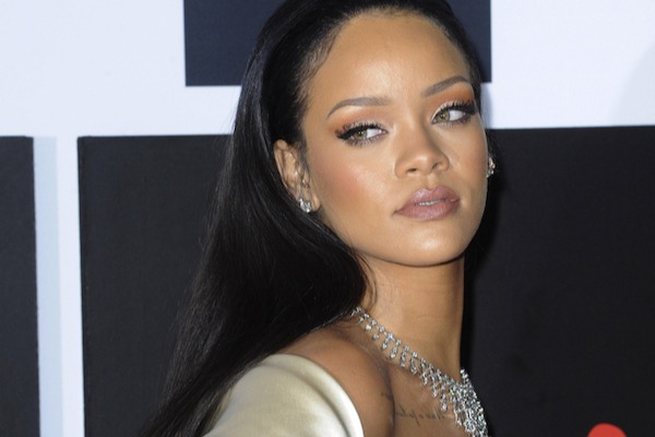 Rihanna Nudges Doppelgänger For Next Album After Discovering Lookalike ...