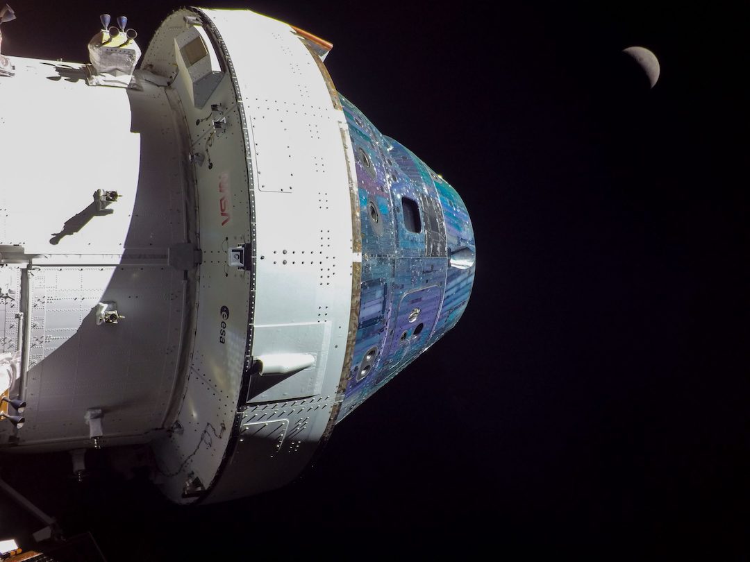 NASA’s Orion Capsule Snaps Selfie On Journey Beyond The Far Side Of The ...