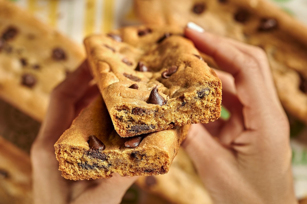 Subway Bakes Footlong Cookies Into Its Permanent Menu DesignTAXI subway-s-new-footlong-cookie-churro-and-pretzel-are-a-total-letdown
