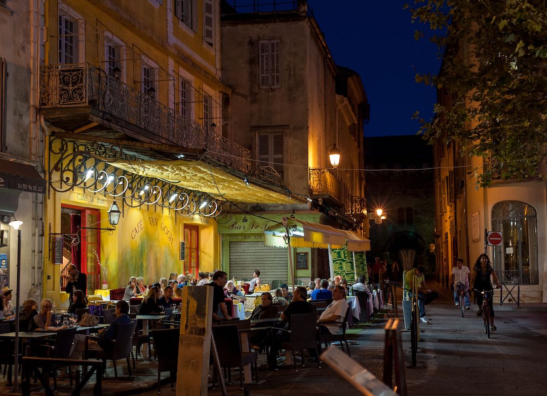 Famed Café Mirroring Van Gogh’s Painting Shutters Due To Legal ...