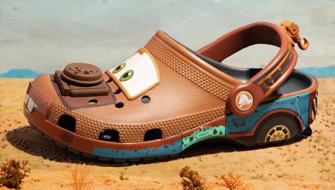 Crocs Turns Mater From Pixars Cars Into A Tow Truck For Your Feet Designtaxi Com